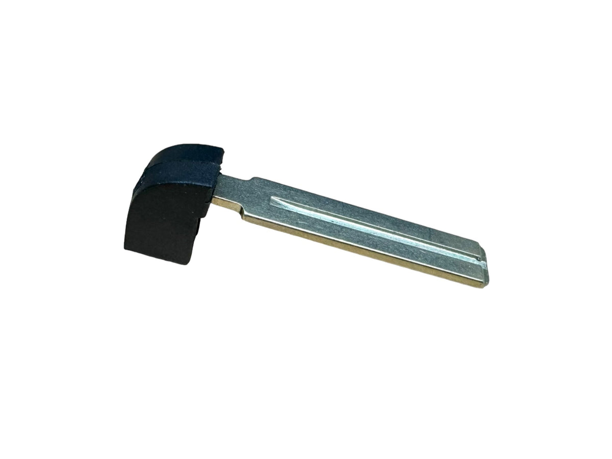 16-21 Toyota Emergency Key Blade PN: 69515-47030 / TOY51 (Aftermarket)