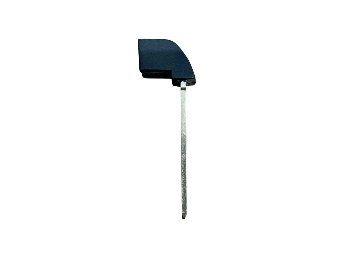 16-21 Toyota Emergency Key Blade TOY51 / PN: 69515-33120 (Aftermarket)