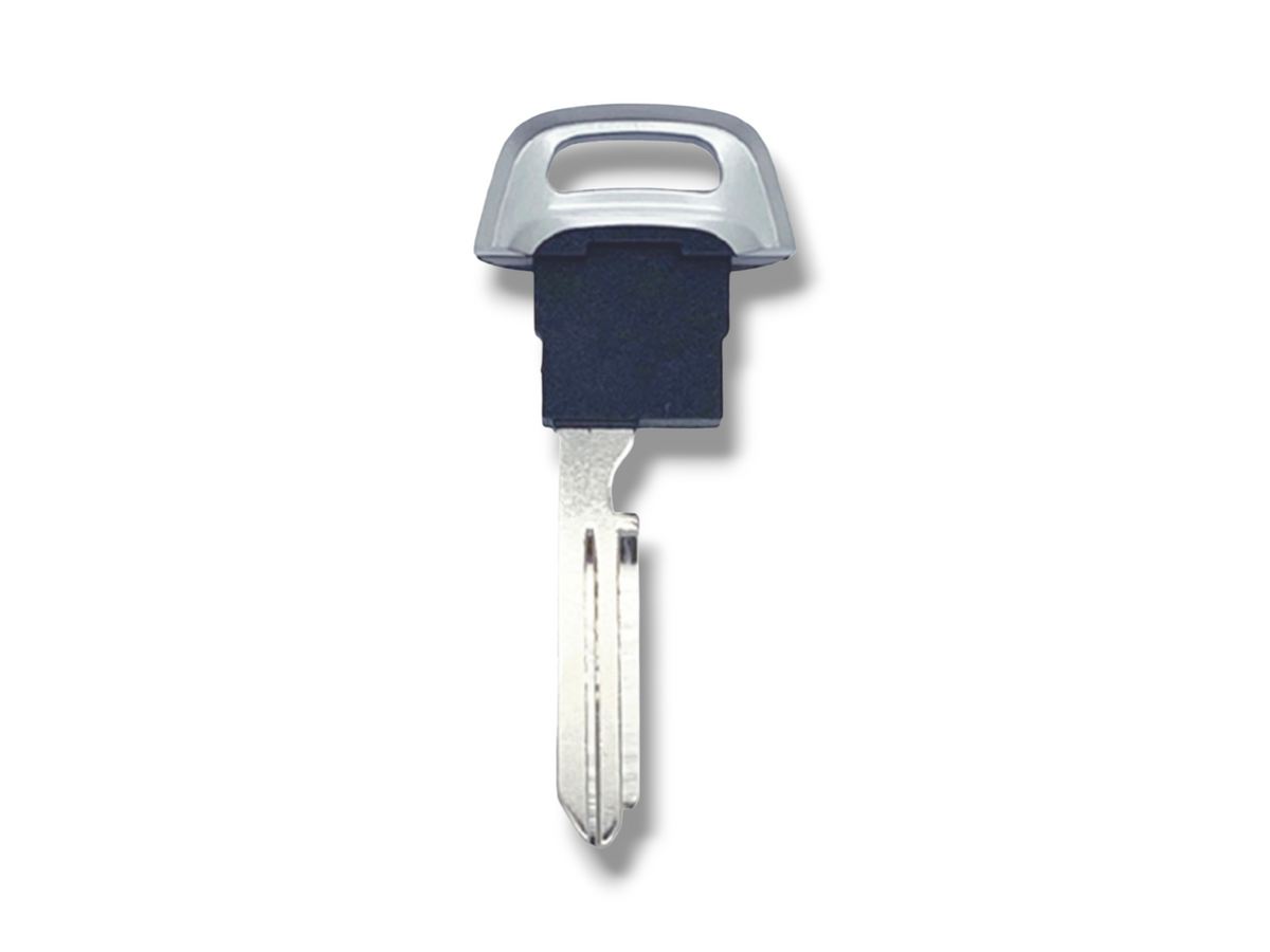 21-23 Nissan Emergency Key Blade PN: H0564-5MP0A (Aftermarket)